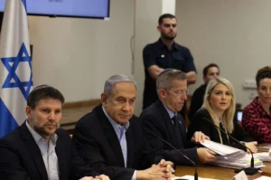 American Hurricane Victims Compelled To Help Israel For Govt Assist