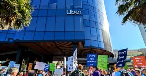 Protesters Say Uber and Lyft Are Nonetheless Failing Their Blind Passengers