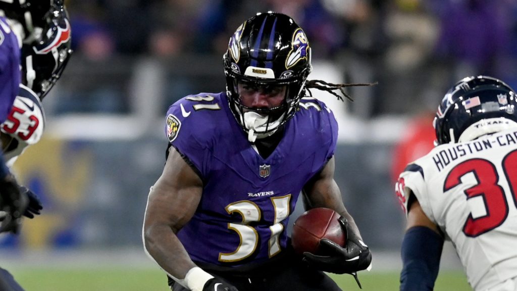 Cowboys hoping veteran RB will assist poor dashing offense