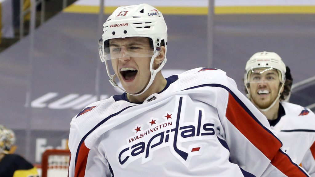 Former Capitals fan-favorite re-signs with staff Former Capitals fan-favorite re-signs with staff