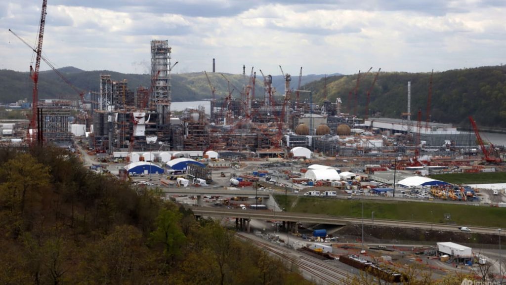 US presidential election: Fracking divides voters in main battleground state of Pennsylvania