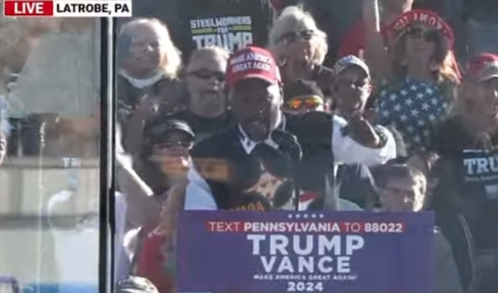 WATCH: “They Wish to Put Tampons in The Boy’s Lavatory!” — Pittsburgh Steelers Stars Antonio Brown and Le’Veon Bell Endorse Trump at Rally in Latrobe, Pennsylvania | The Gateway Pundit WATCH: “They Wish to Put Tampons in The Boy’s Lavatory!” — Pittsburgh Steelers Stars Antonio Brown and Le’Veon Bell Endorse Trump at Rally in Latrobe, Pennsylvania | The Gateway Pundit