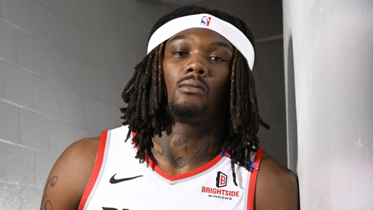 Harm-plagued Blazers middle sidelined by hamstring pressure