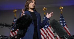Calmes: The High 10 causes to vote for Kamala Harris for president