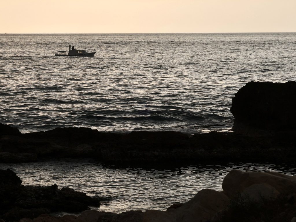 Mariner kidnapped in northern Lebanon coastal raid | Israel assaults Lebanon Information Mariner kidnapped in northern Lebanon coastal raid | Israel assaults Lebanon Information