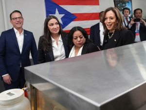 Kamala Harris makes ultimate push for votes in battleground Pennsylvania | US Election 2024 Information