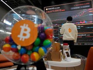 Bitcoin nears 0,000 as traders guess on crypto-friendly Trump insurance policies | Crypto