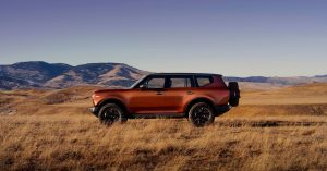 Automakers Are Sizzling for Prolonged-Vary EVs. They Hope Patrons Like Them Too