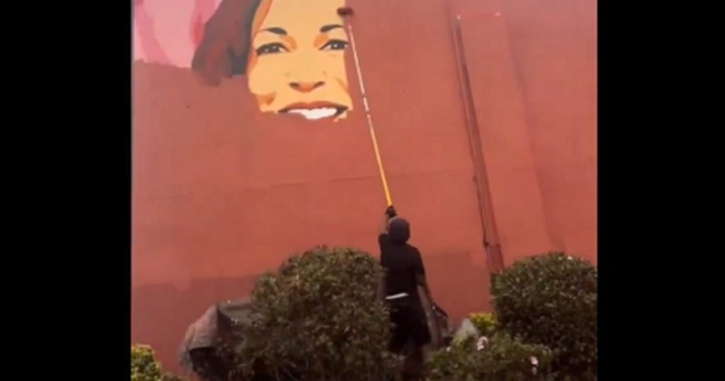 OOF! Mural of Kamala Harris in Atlanta, Georgia Already Being Painted Over (VIDEO) | The Gateway Pundit OOF! Mural of Kamala Harris in Atlanta, Georgia Already Being Painted Over (VIDEO) | The Gateway Pundit