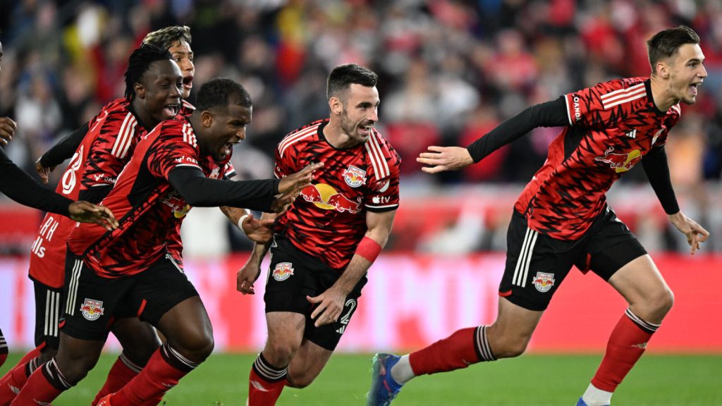 Pink Bulls remove defending-champion Columbus from playoffs