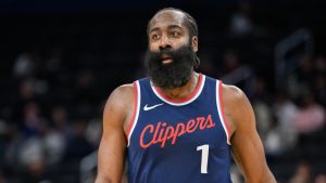 Watch: Clippers’ Harden drops 31 factors in first half vs. Wizards