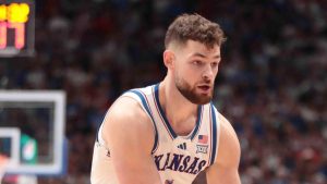 Watch: Dickinson ejected in No. 1 Kansas’ win over No. 11 Duke