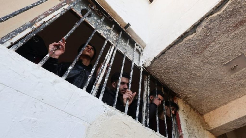 Freed Syria jail sparks hope and heartbreak