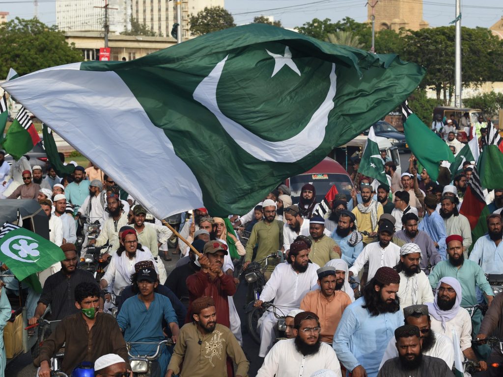 Pakistan jails 25 Imran Khan supporters over assaults on navy websites | Imran Khan Information Pakistan jails 25 Imran Khan supporters over assaults on navy websites | Imran Khan Information