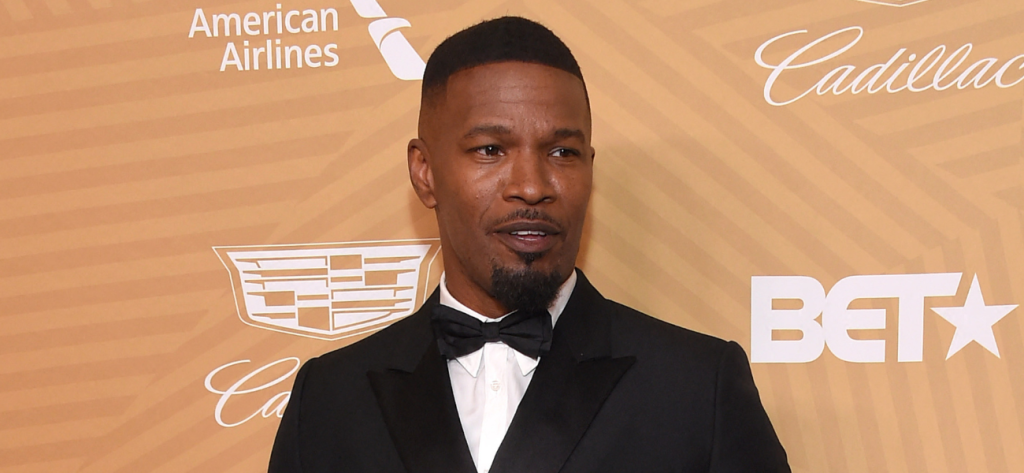 Jamie Foxx Provides Impression Of Donald Trump At Golden Globes