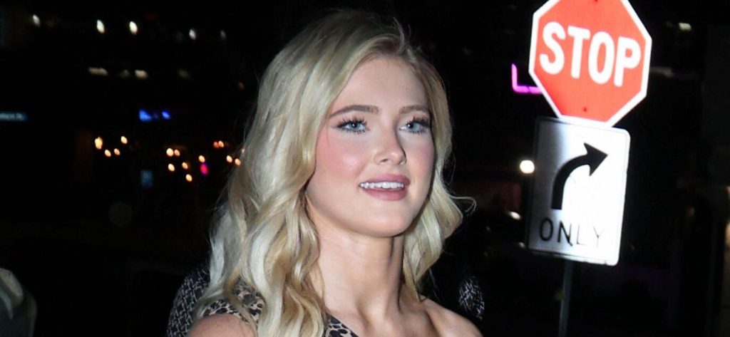 Rylee Arnold Talks Assembly Beau Walker Lyons Rylee Arnold Talks Assembly Beau Walker Lyons