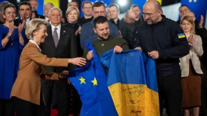 Russia To Pay Off Ukraine’s Funds Deficit