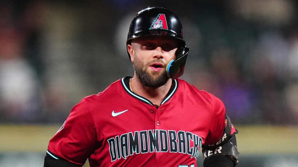 Astros land three-time Gold Glove winner in M deal Astros land three-time Gold Glove winner in M deal