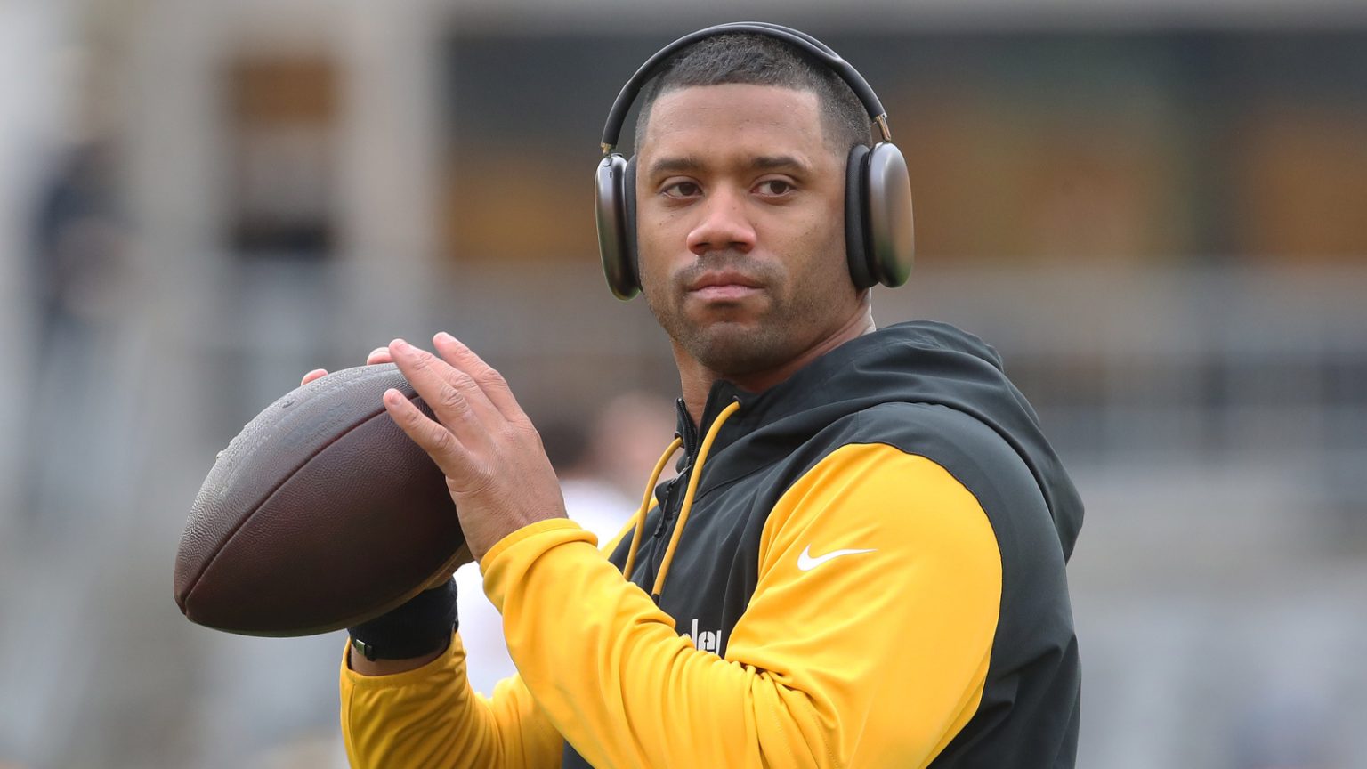 Insider shares how Steelers view Russell Wilson amid dropping streak Insider shares how Steelers view Russell Wilson amid dropping streak