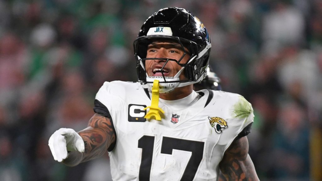Jaguars two-time Professional Bowl TE performed for season