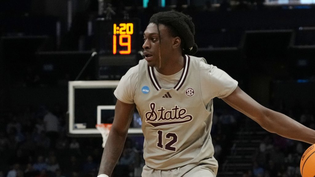 Mississippi State routs No. 18 Pitt behind environment friendly capturing night time