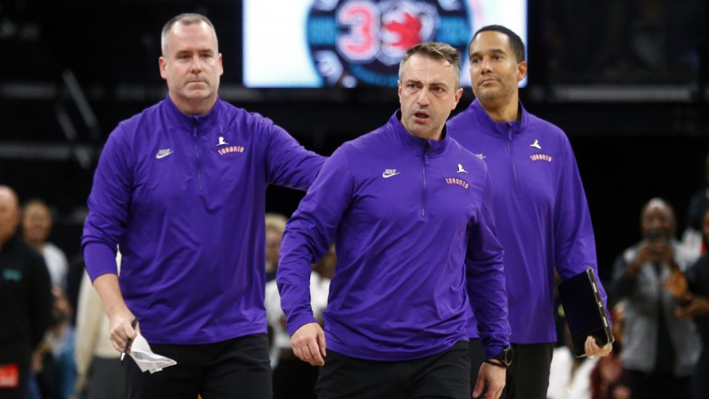 Raptors HC Rajakovic ejected for profane tirade towards refs