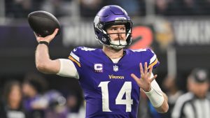 Watch: Sam Darnold throws 31-yard TD cross vs. Packers