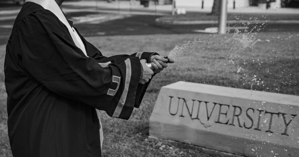 Opinion | School Can’t Be Just for the Wealthy