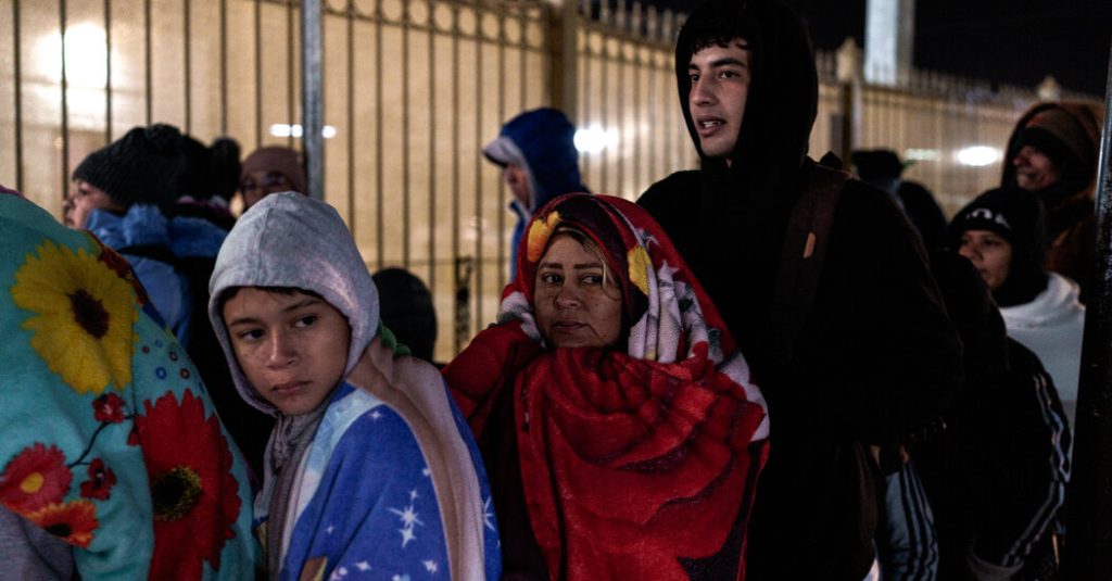 Trump Closes Border, Leaving Migrants in Mexico With Few Choices Trump Closes Border, Leaving Migrants in Mexico With Few Choices