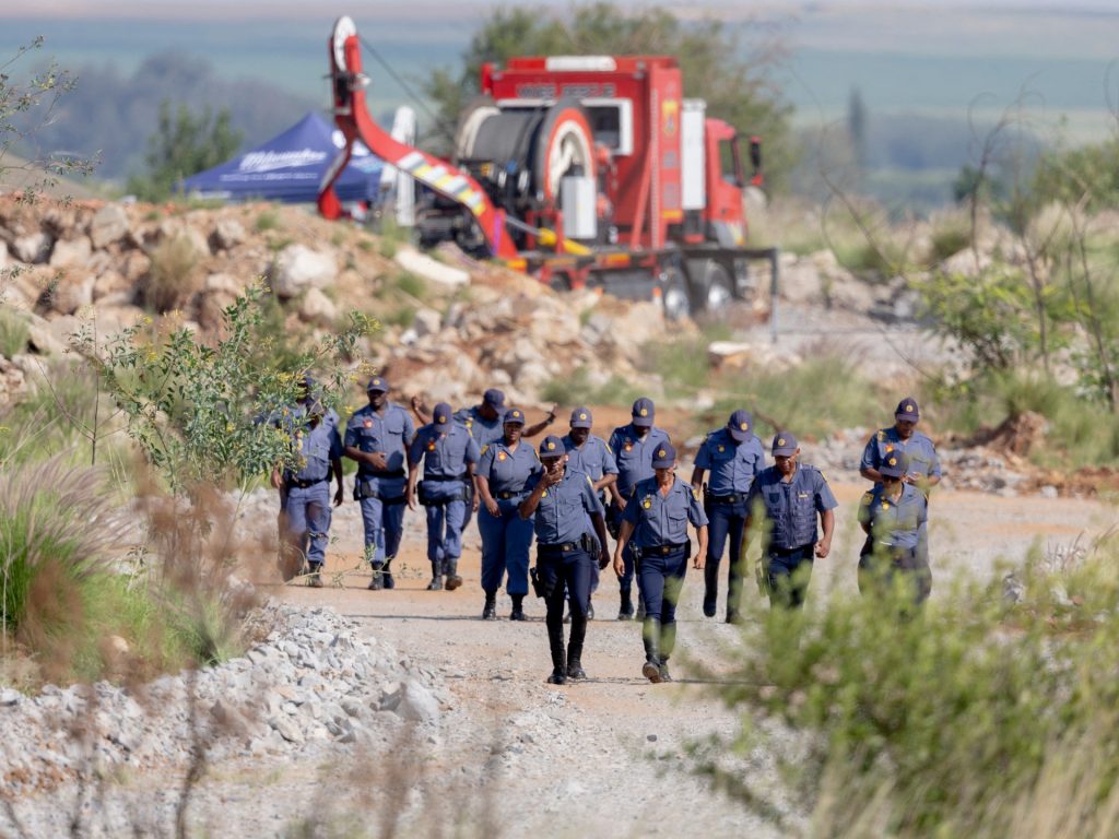 Operation beneath solution to rescue trapped miners from South African gold mine | Mining Information Operation beneath solution to rescue trapped miners from South African gold mine | Mining Information