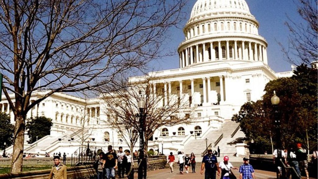 Gen-Z Congressional Staffers Demand Shorter Work Hours Gen-Z Congressional Staffers Demand Shorter Work Hours