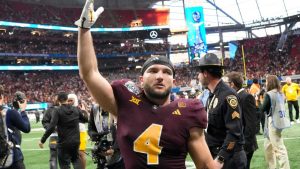 Corridor of Famer compares Cam Skattebo to former NFL All-Professional