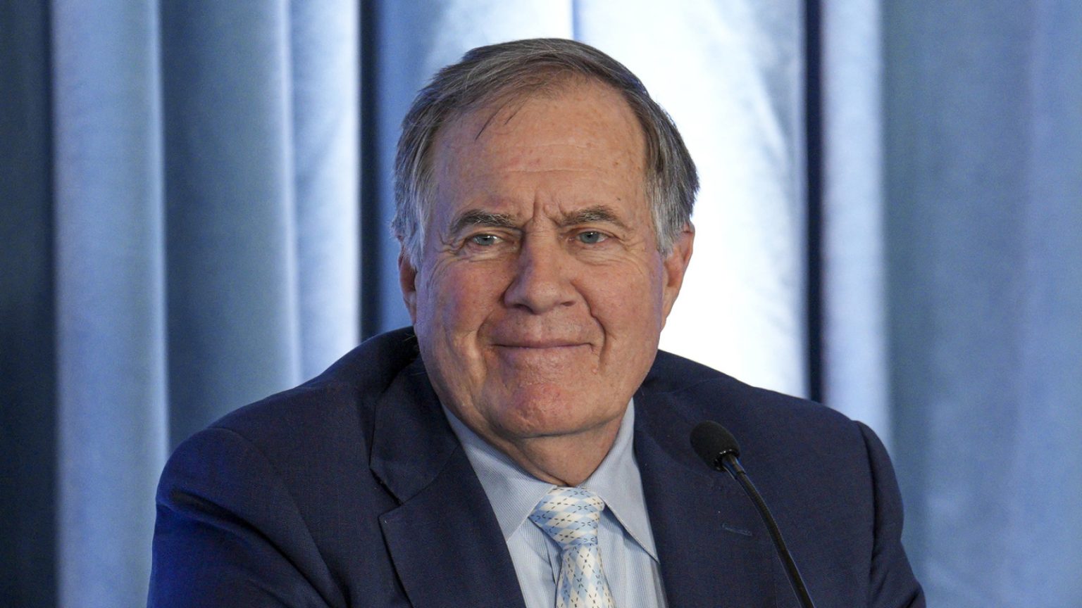 Invoice Belichick reacts to Patriots hiring Mike Vrabel as head coach