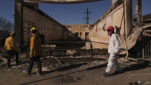 Los Angeles firefighters maintain the road regardless of excessive situations