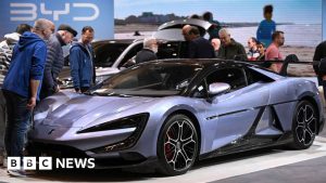 China EV maker BYD closes in on Tesla as gross sales leap