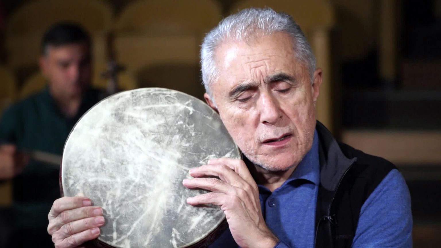 Alim Qasimov: The voice of mugham custom | Music Alim Qasimov: The voice of mugham custom | Music