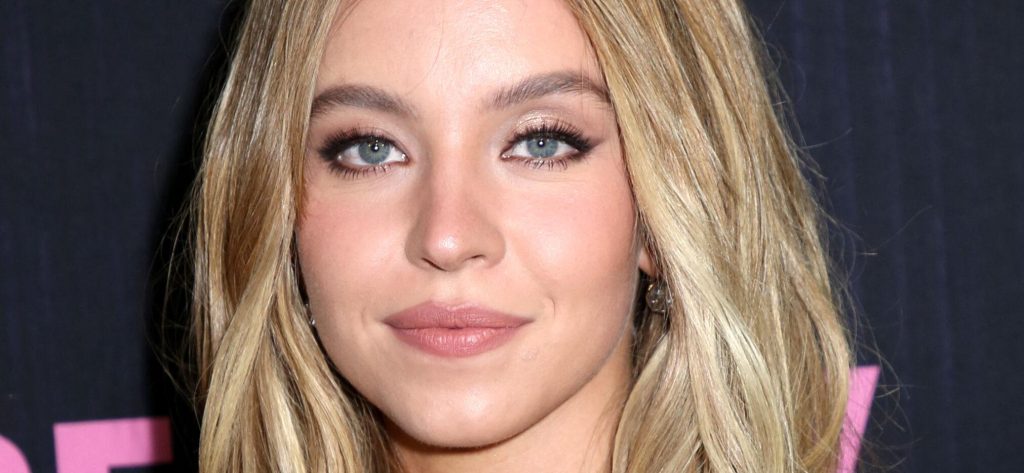 Sydney Sweeney Noticed Courtside With 11-12 months-Outdated Co-Star Sydney Sweeney Noticed Courtside With 11-12 months-Outdated Co-Star