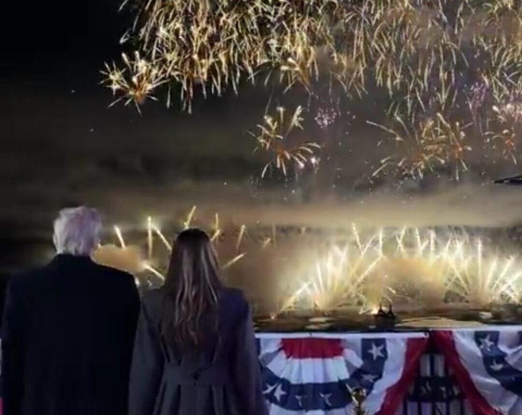 President Trump and Melania Benefit from the Inaugural Fireworks Present at President Trump’s Northern Virginia Golf Course (Video) | The Gateway Pundit President Trump and Melania Benefit from the Inaugural Fireworks Present at President Trump’s Northern Virginia Golf Course (Video) | The Gateway Pundit