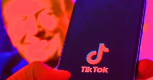 Trump Indicators Govt Order Saving TikTok for 75 Days
