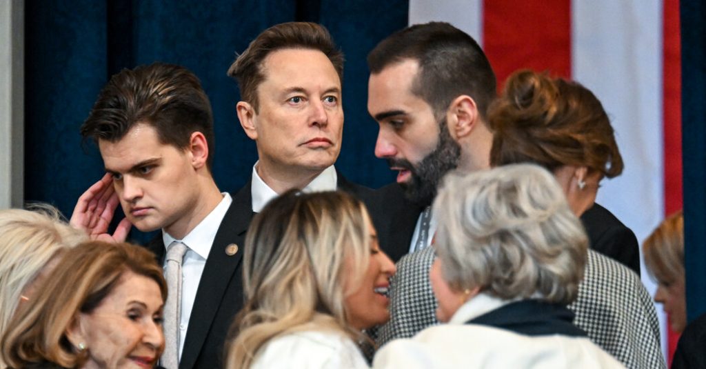 Elon Musk’s X Turns into Weapon in Authorities Value Reducing