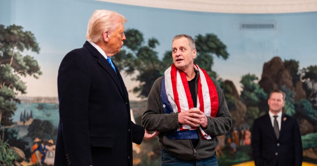 U.S. Is Releasing Russian Cybercriminal to Moscow, Officers Say