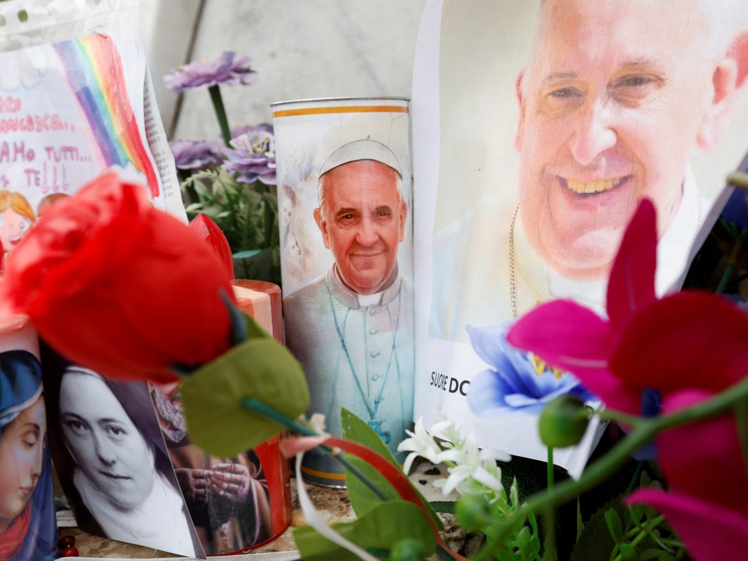 Pope Francis nonetheless crucial however reveals ‘slight enchancment’: Vatican | Faith Information