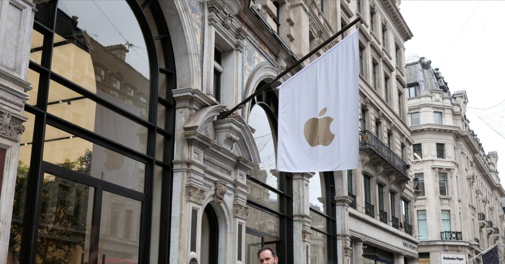 Apple Pulls iPhone Safety Function in UK