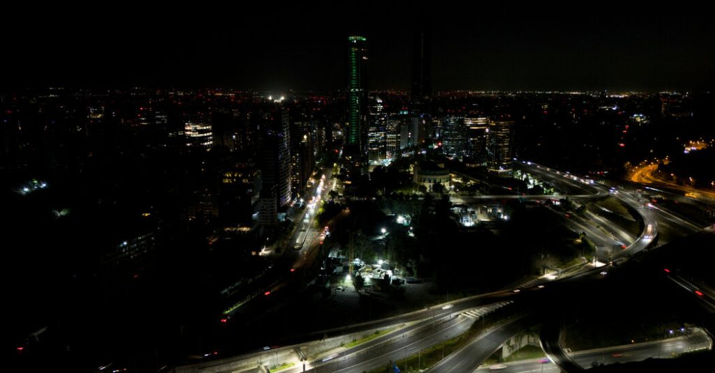 Chile Declares Curfew as Energy Outage Sweeps Throughout Nation