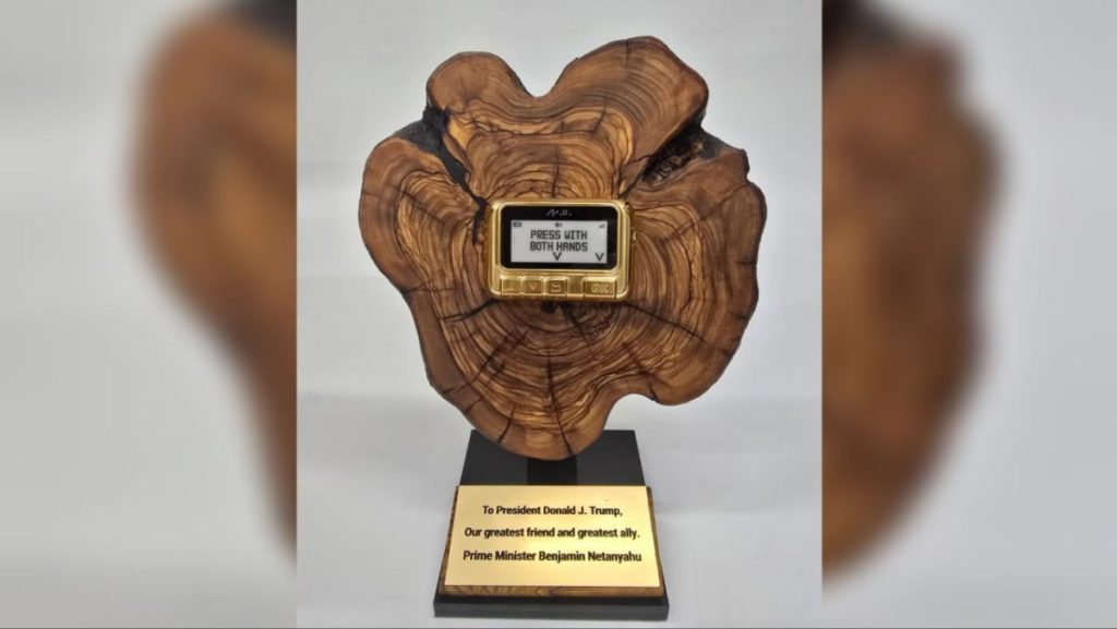 Israel’s Netanyahu presents golden pager to Trump