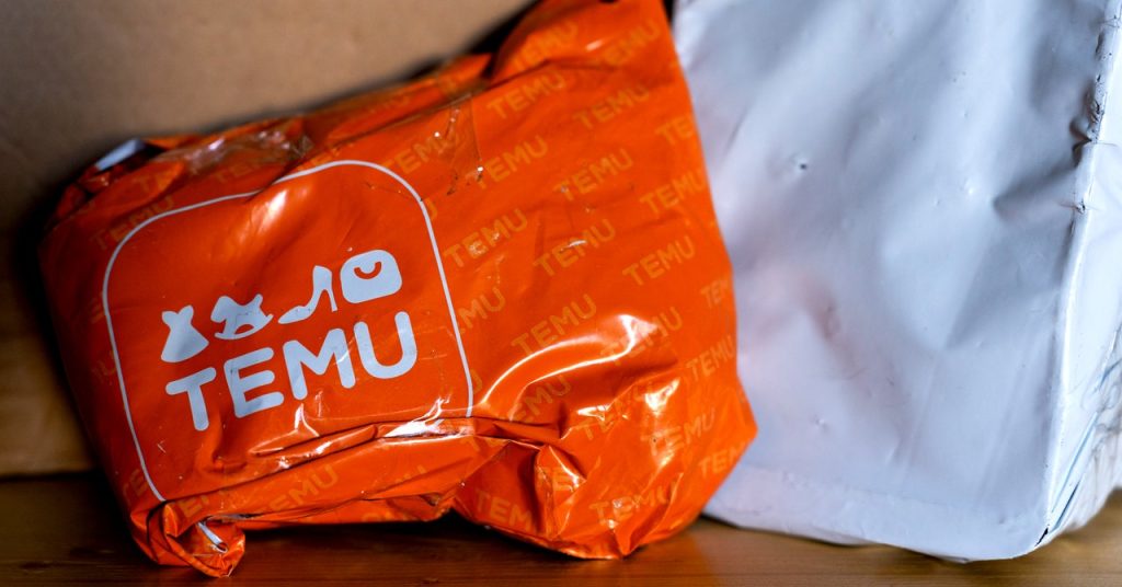 USPS Halts All Packages From China, Sending the Ecommerce Business Into Chaos