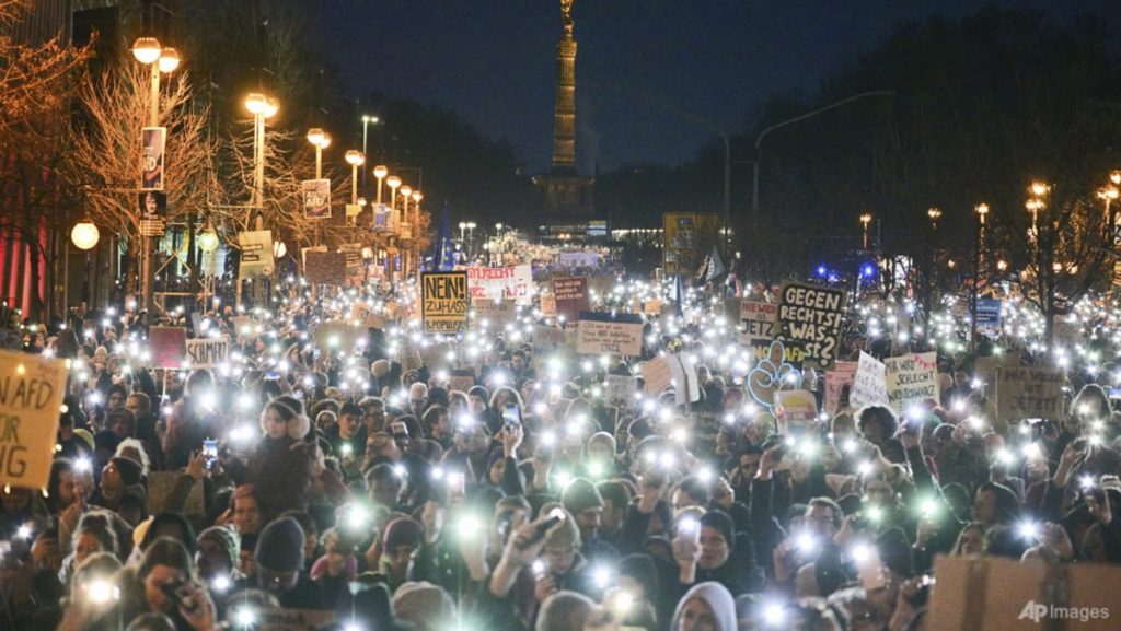 No less than 160 000 rally in Berlin in opposition to far proper