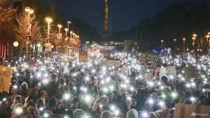 No less than 160 000 rally in Berlin in opposition to far proper