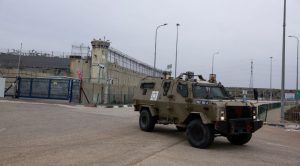 Why has Israel suspended the discharge of Palestinian prisoners? | Israel-Palestine battle