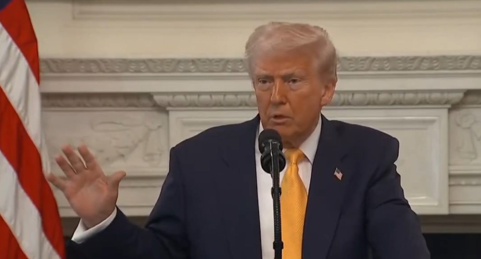 Breaking BIG… President Trump Tells US Governors: ‘For Security and Safety and for the Good of Our Nation – You Ought to Transfer to Paper Ballots’ (Video) | The Gateway Pundit Breaking BIG… President Trump Tells US Governors: ‘For Security and Safety and for the Good of Our Nation – You Ought to Transfer to Paper Ballots’ (Video) | The Gateway Pundit